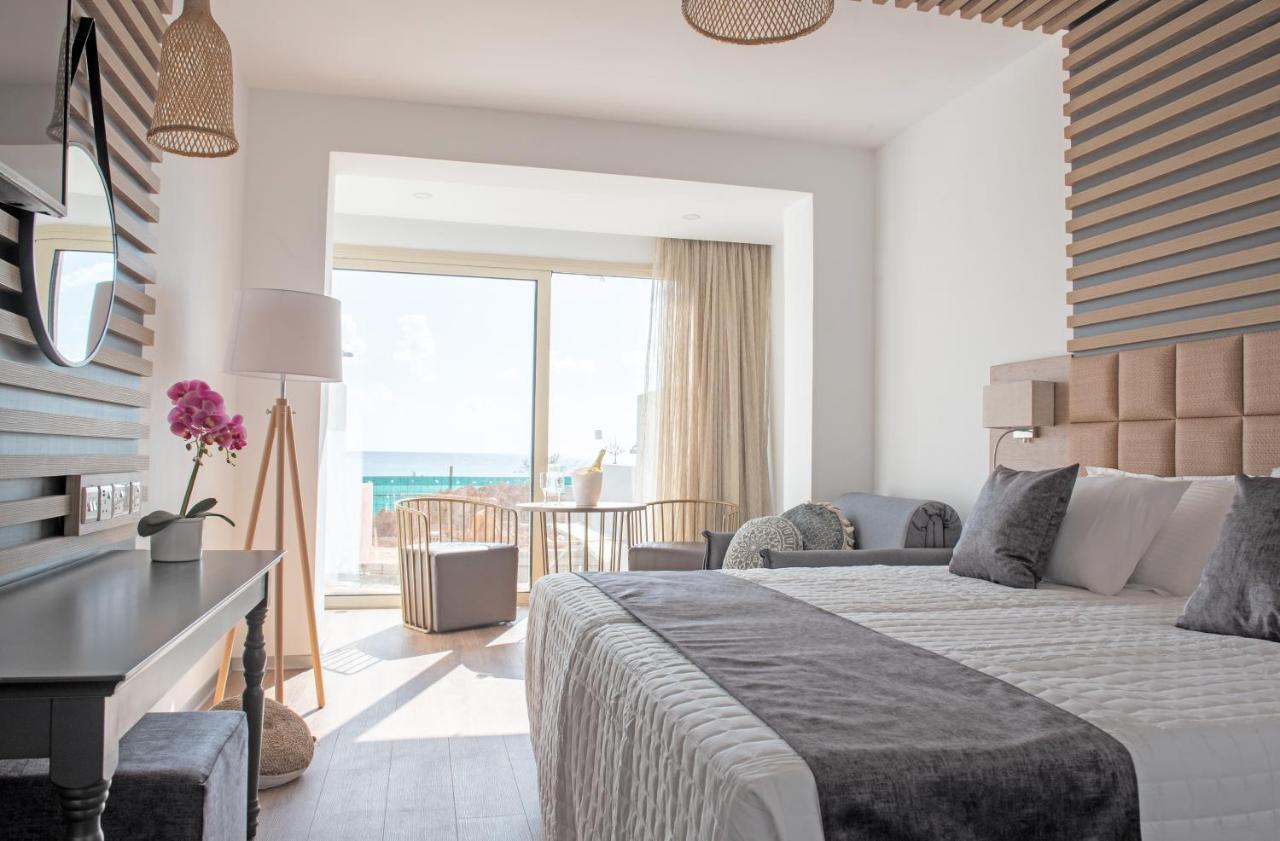Piere Anne Beach Hotel Agia Napa Exterior foto