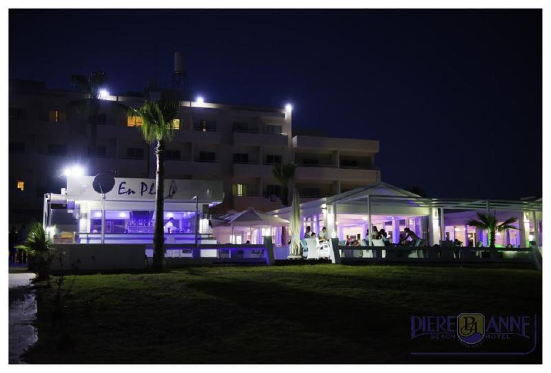 Piere Anne Beach Hotel Agia Napa Exterior foto